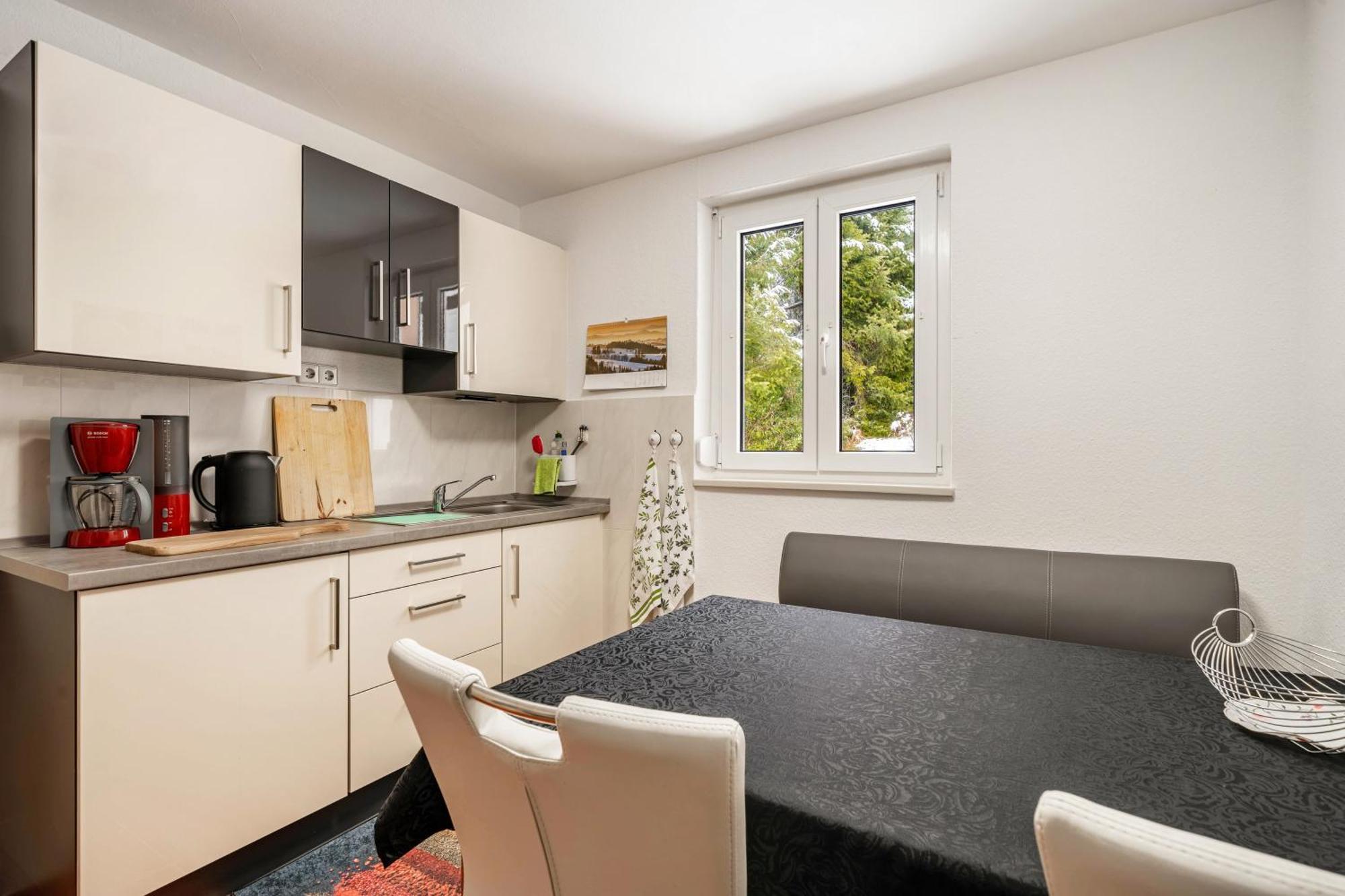 Haus Marianne Schmelzle Apartment ฟรอยเดนชตัดท์ ภายนอก รูปภาพ