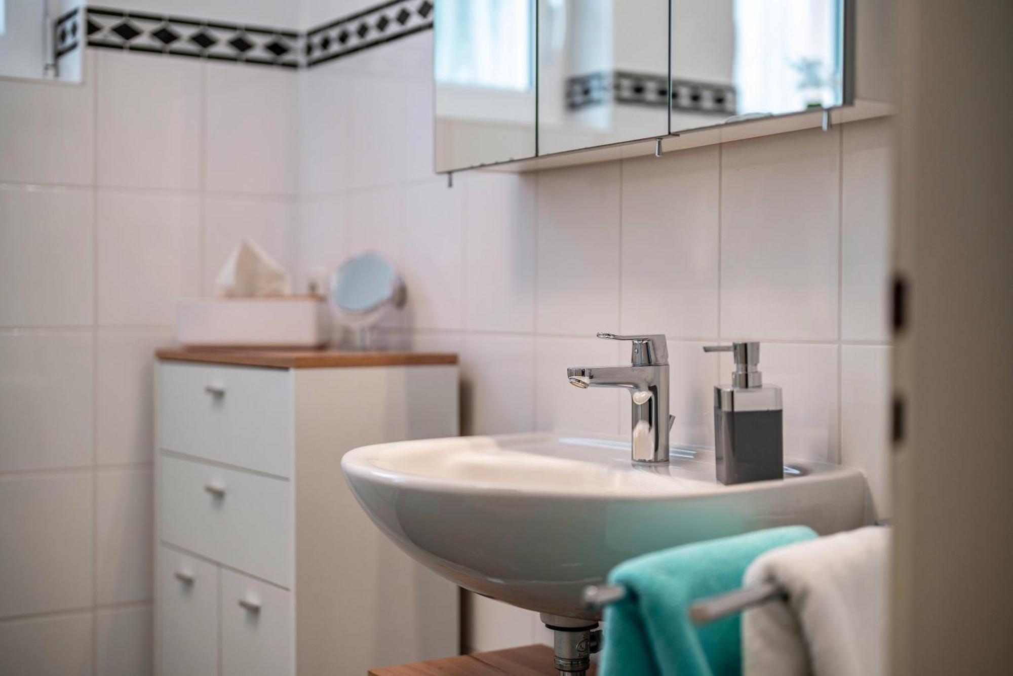 Haus Marianne Schmelzle Apartment ฟรอยเดนชตัดท์ ภายนอก รูปภาพ